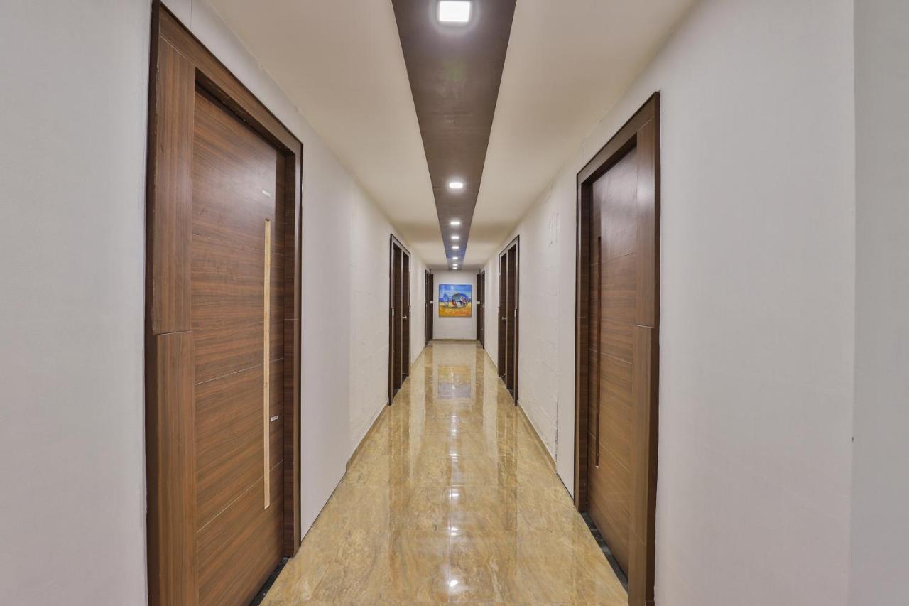 Oscar Dormitory Ahmedabad Bagian luar foto